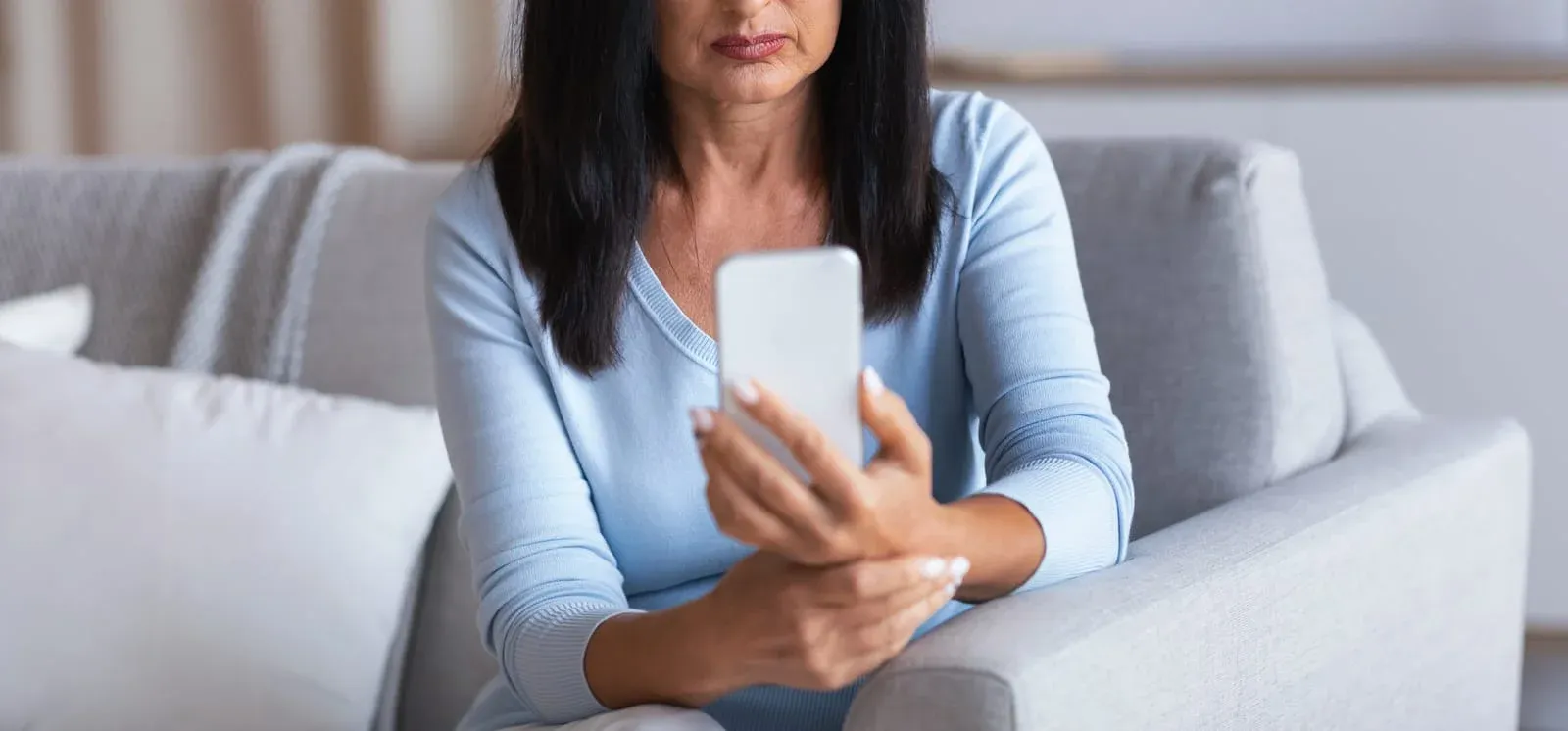 woman looking how to get unknown caller id