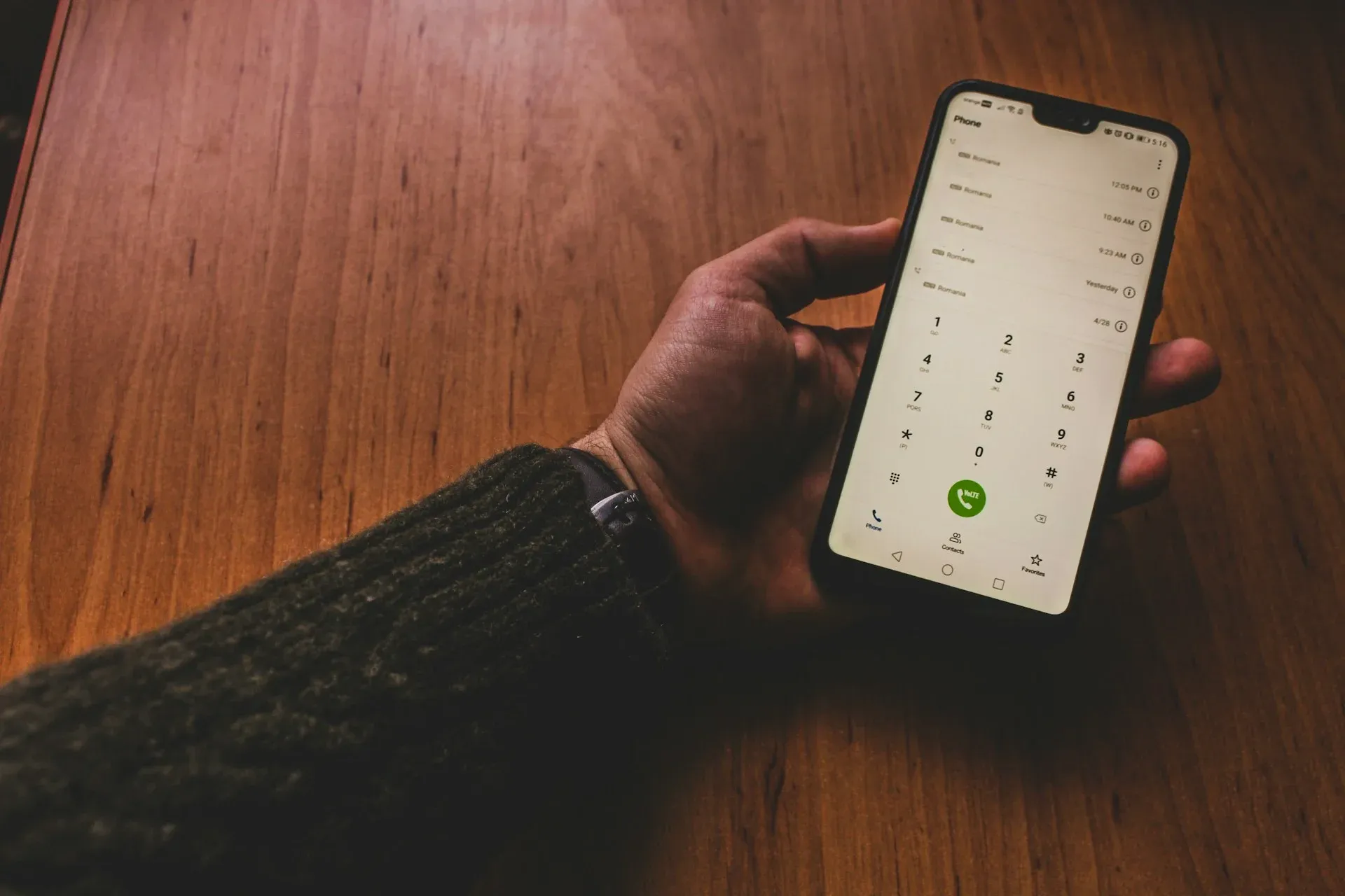duplicate contacts on the phone
